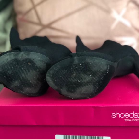 Size 9 Black open toe Booties by Shoedazzle - Picture 3 of 5